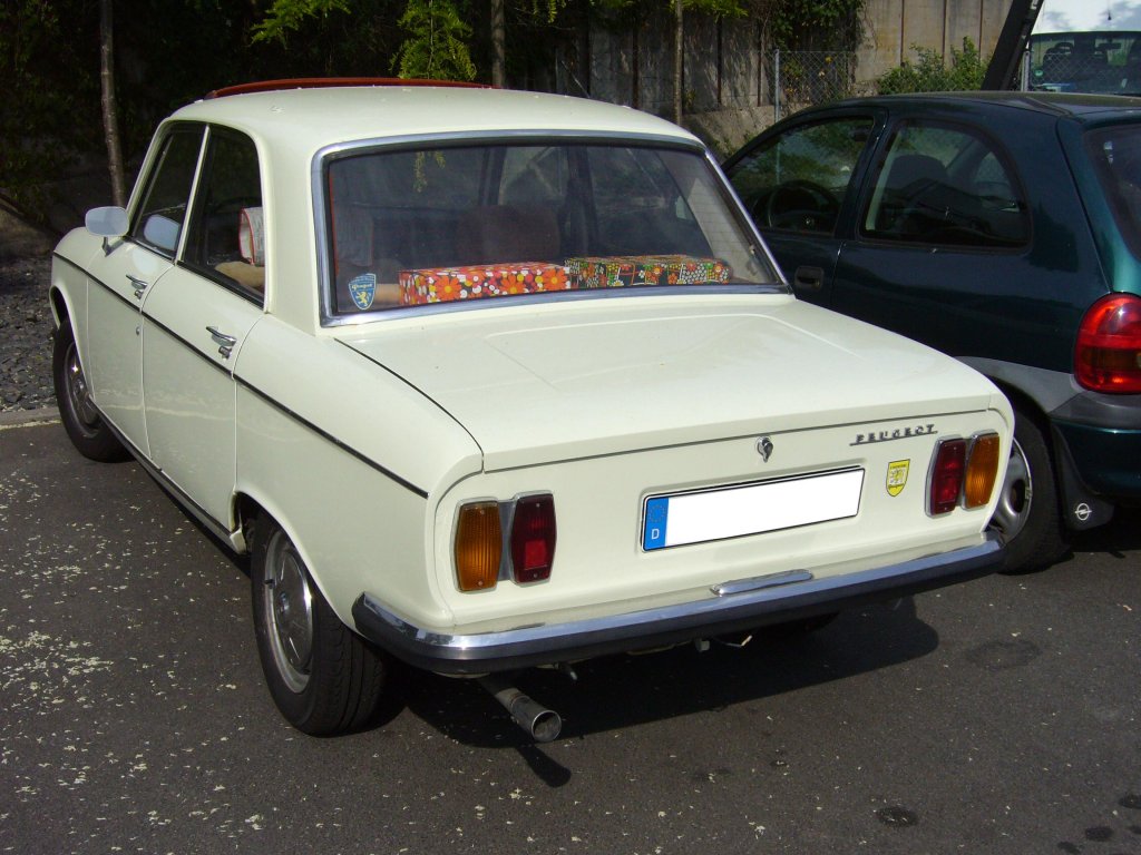 Peugeot 304 technical specifications and fuel economy